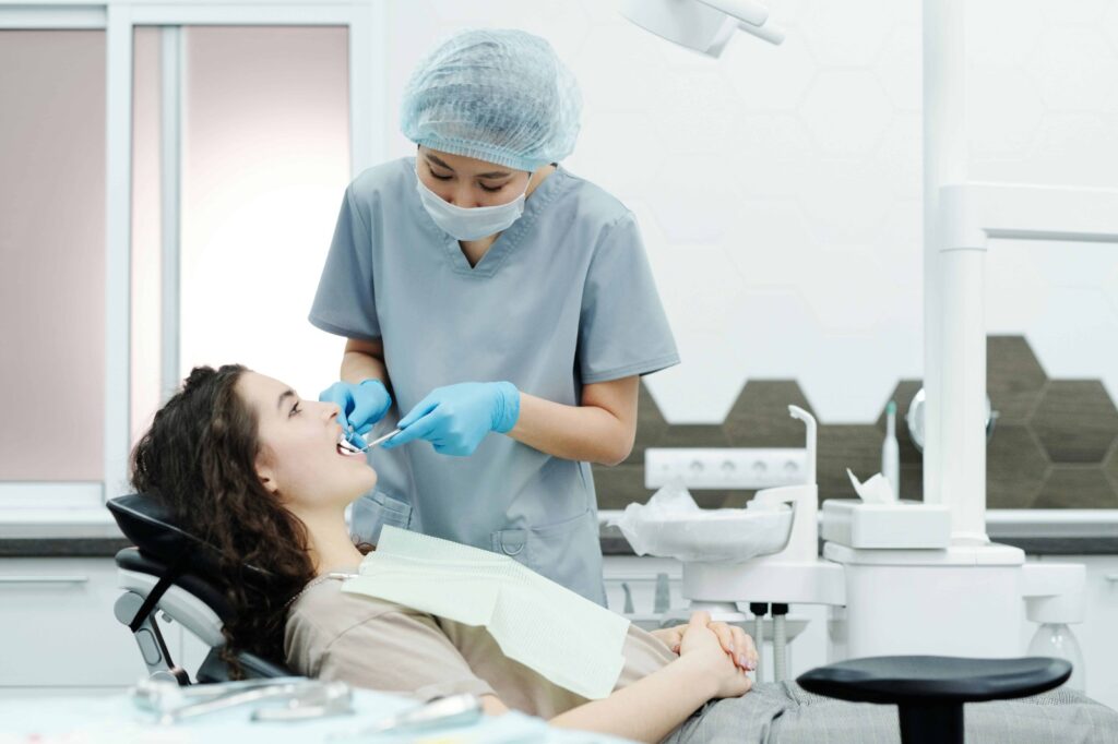 Managing Tooth Pain During a Toothache or Dental Emergency